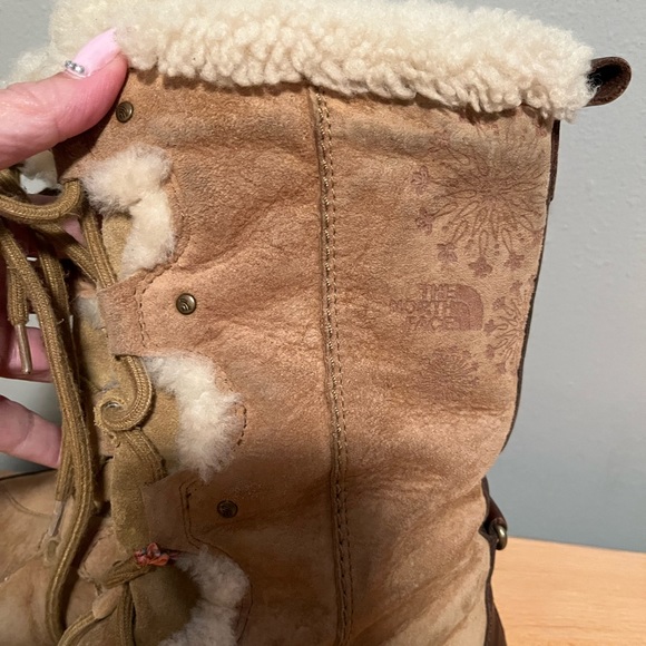 The North Face Abby III Apre suede snow boots - Picture 6 of 7